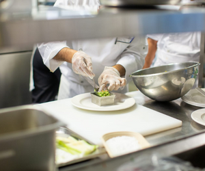 Prepping broccoli square